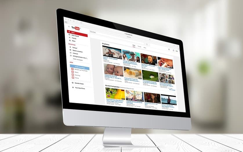 Youtube Influencer Marketing auf Laptop