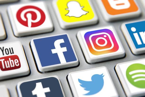 Icons of social commerce platforms