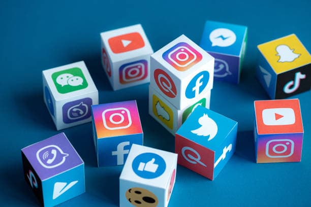 Icons von verschiedenen Social Media Kanälen