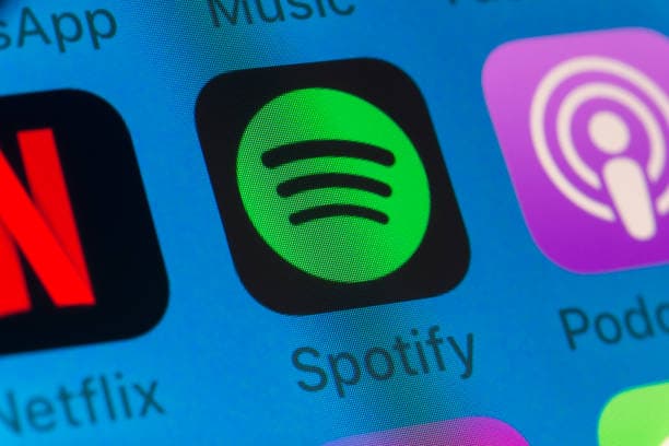 Pre-roll, mid-roll, and post-roll on Spotify