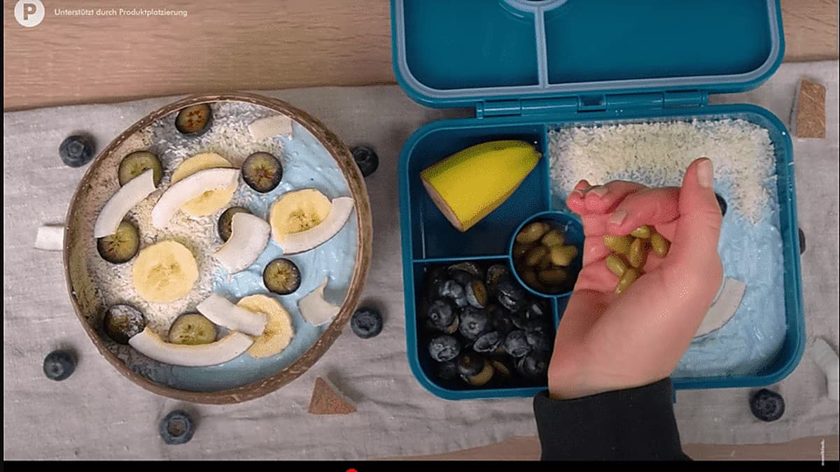 Zubereitung einer Oatsome Bowl im Creator-Video