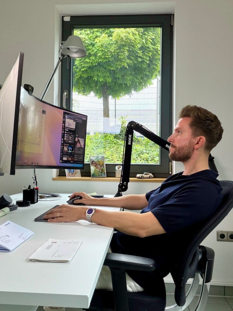 LinkedIn post by Moritz Lambrecht on what drives him as an entrepreneur
